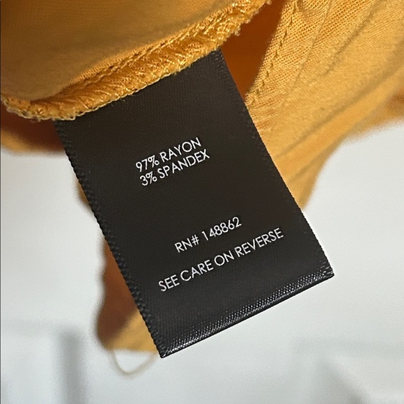 Torrid golden yellow Challis Seamed Cami size 3X - Picture 4 of 4